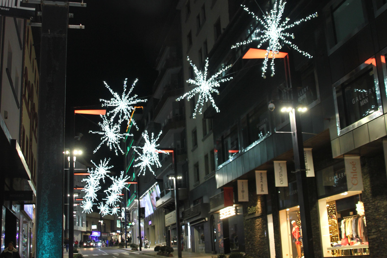 Andorra-la-Vella: Tour of the old town and commercial hub