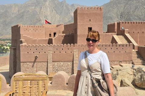Grand Mosque, Nakhal Fort & Wakan Village Tour