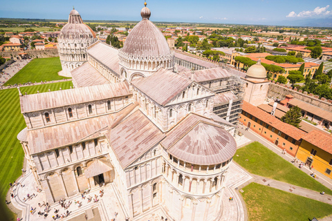 From Florence: Pisa Guided Day Tour Round-trip Guided Transfer Only