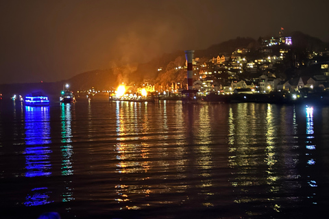 Hamburg: Osterfeuer und Lichterfahrt am Ostersamstag