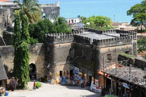 Stone Town: Private Rundgang Tour mit Eintrittsgeldern