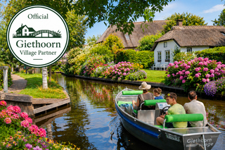 Amsterdam: Giethoorn Tour with Your Own Private Boat