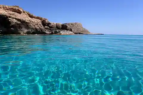3-hour Cape Greko Sea Caves Guided Kayaking