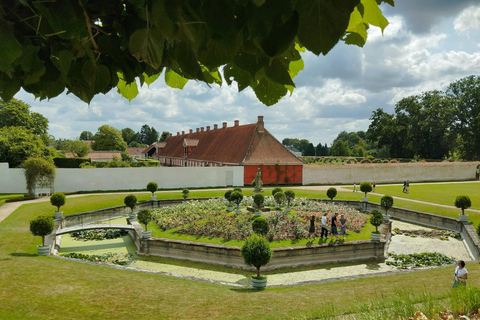 Copenhagen: Royal Castles and Helsingør City Tour