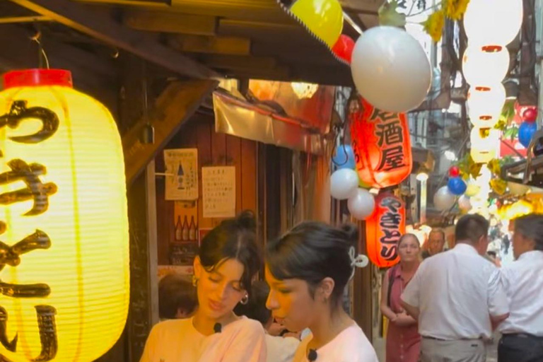Shinjuku Walking Tour with Local Guide