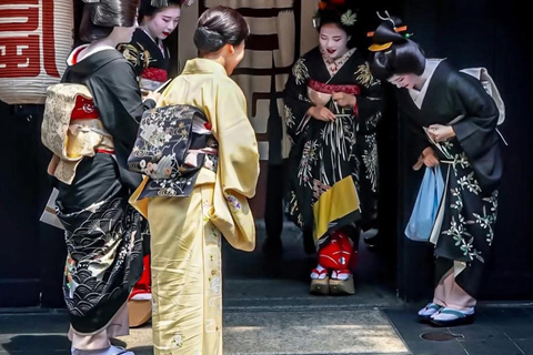 Kyoto: Private Customizable Day Tour with Guide and Vehicle Kyoto & Nara: Private Custom Highlights Tour with Pickup