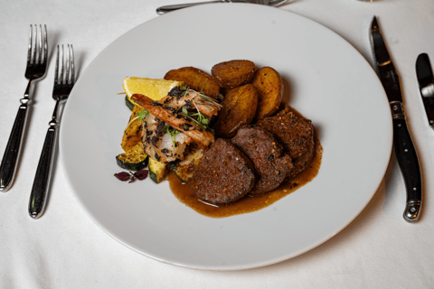 Mirage Vienna: Burlesque Spectacular – Dinner Show Category D - Stage box