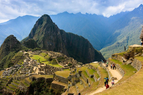 Cusco: 2-dagars tur till Humantay-sjön och Machu Picchu