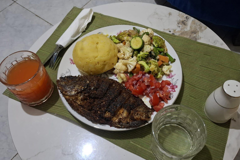 蒙巴萨：老城区徒步导览和烹饪课