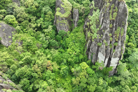 Yogyakarta: Nglanggeran ancient volcano & Pindul cave tour