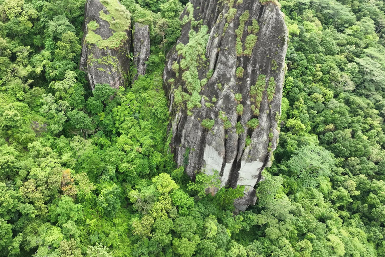 Yogyakarta: Nglanggeran ancient volcano & Pindul cave tour