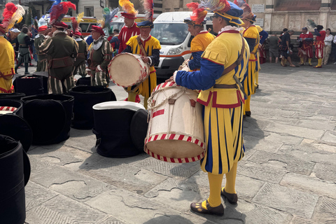 The Legendary Calcio Storico Fiorentino Experience Calcio Storico Fiorentino Semifinal Tour (TICKET INCLUDED)