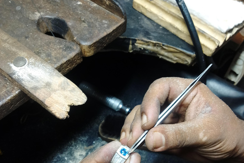 Kandy Traditional Jewelry making with gem cutting experience