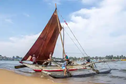 Negombo: Navegación en catamarán con pescadores tradicionales