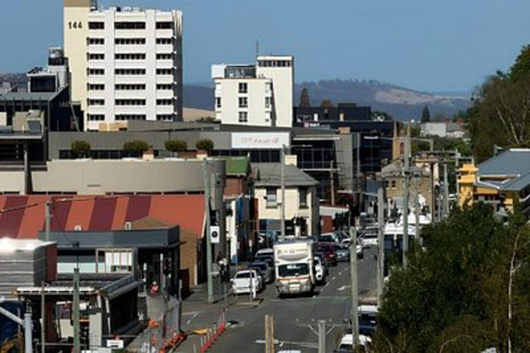 Hobart: River Derwent and Storm Bay Cruise