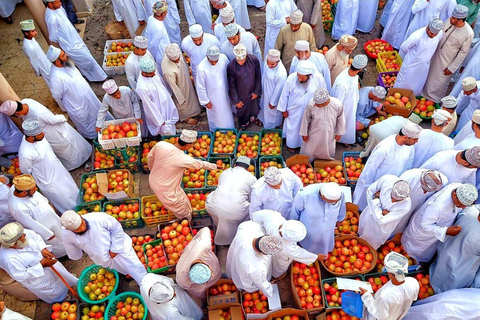 Shared Tour to Nizwa, Birkat Al Mouz & Green Mountain