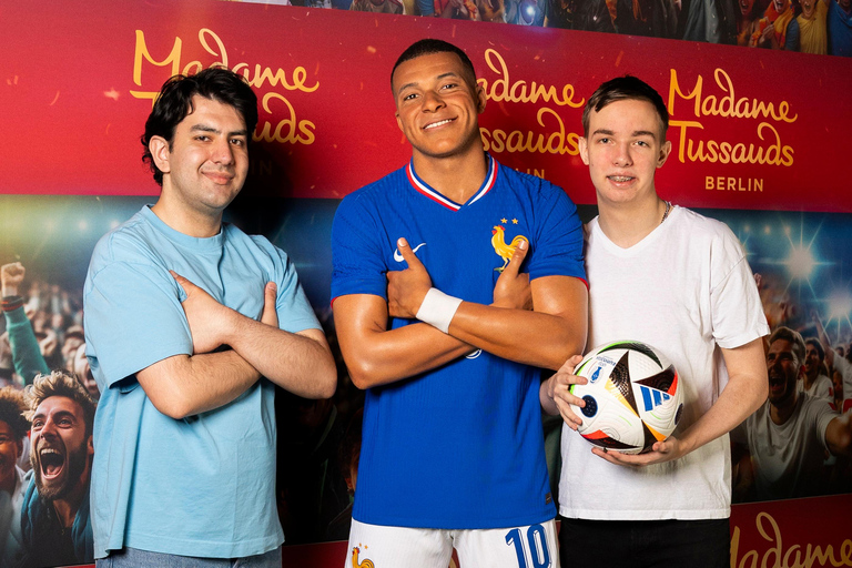 Berlin: Madame Tussauds Happy Hour TicketHappy Hour Pre-Book Ticket