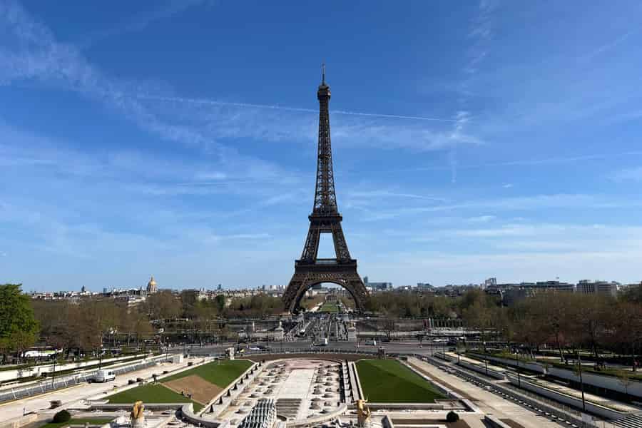 Eintritt zum Eiffelturm: Spitze oder 2. Etage mit Audioguide. Foto: GetYourGuide