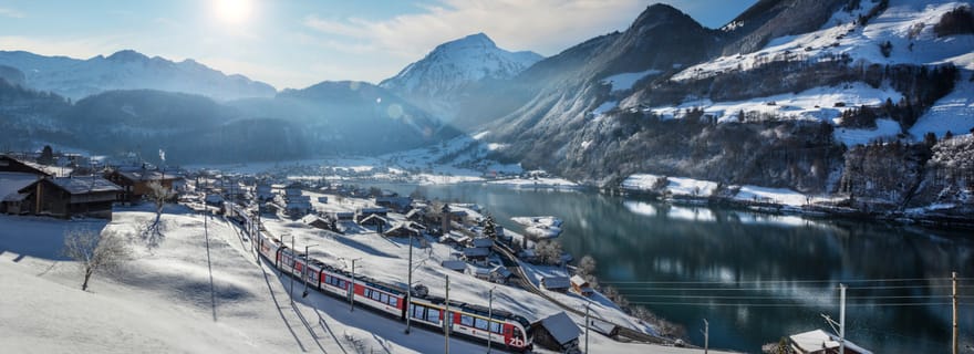 Suisse Région du lac des Quatre-Cantons : Col du Tell (hiver)