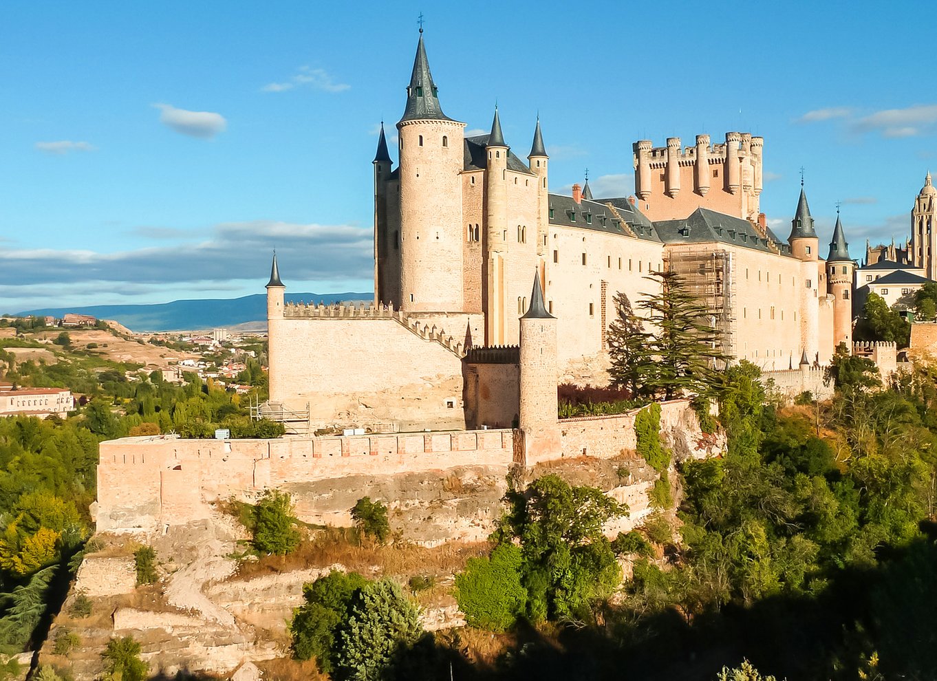 Madrid: Segovia- og Toledo-tur, Alcazar og katedral