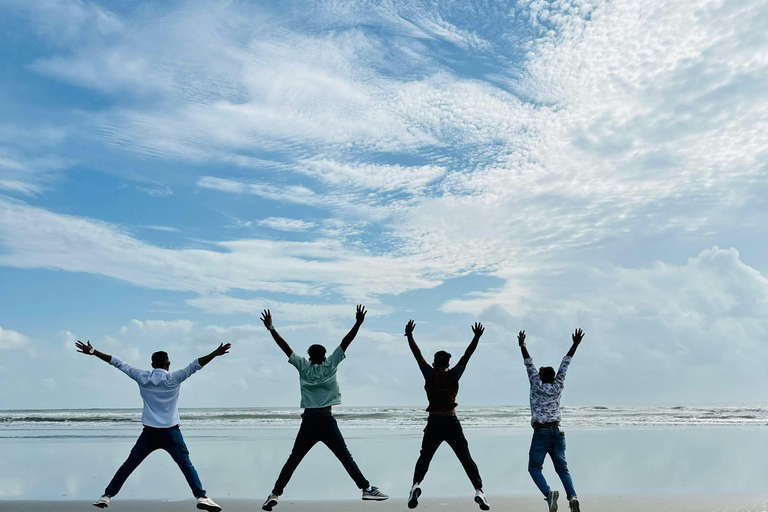 Doha: Sunset Desert Safari, Dune Bashing with dinner at Souq