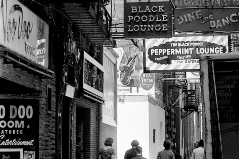 Nashville: Notorious Crime Scenes Driving and Walking Tour