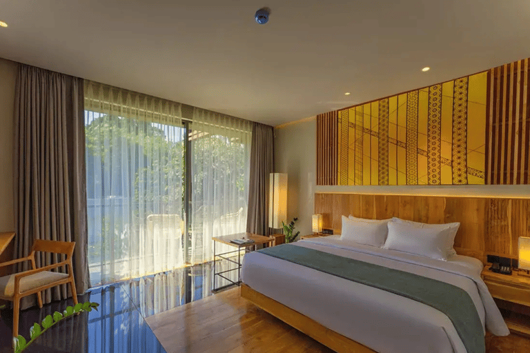 Kandy: All-Inclusive One Night Stay & Train Ride to Ella