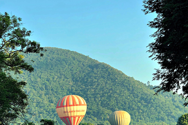 Sigiriya: Åktur i luftballong