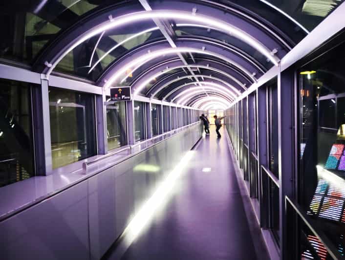 Kyoto: Station and Tower Night Tour with Light Show