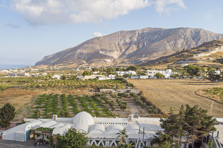 Santorin: Traditionelle Sightseeing-Bus-Tour mit Sonnenuntergang in OiaTour auf Englisch und Spanisch