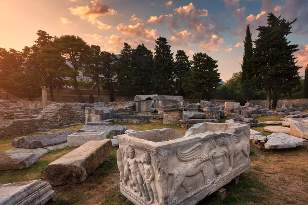 From Split: Klis Fortress, Salona, and Trogir Tour