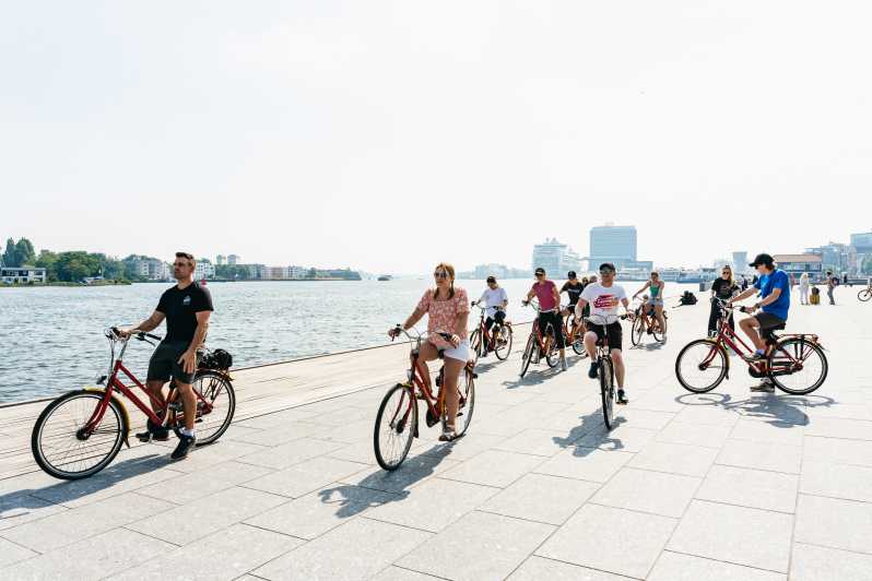 Amsterdam: Wycieczka rowerowa z przewodnikiem po centrum Amsterdamu