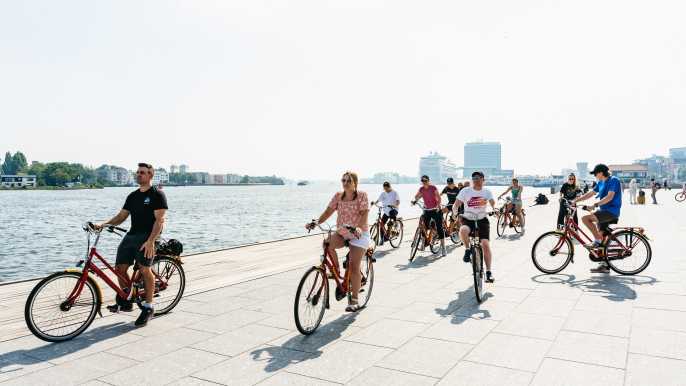 Amsterdam: Visita guiada en bicicleta por el centro de Ámsterdam