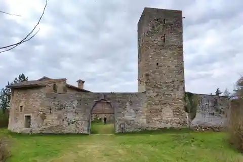 Il tour dei Castelli orientali di Gubbio: percorso in e-bike