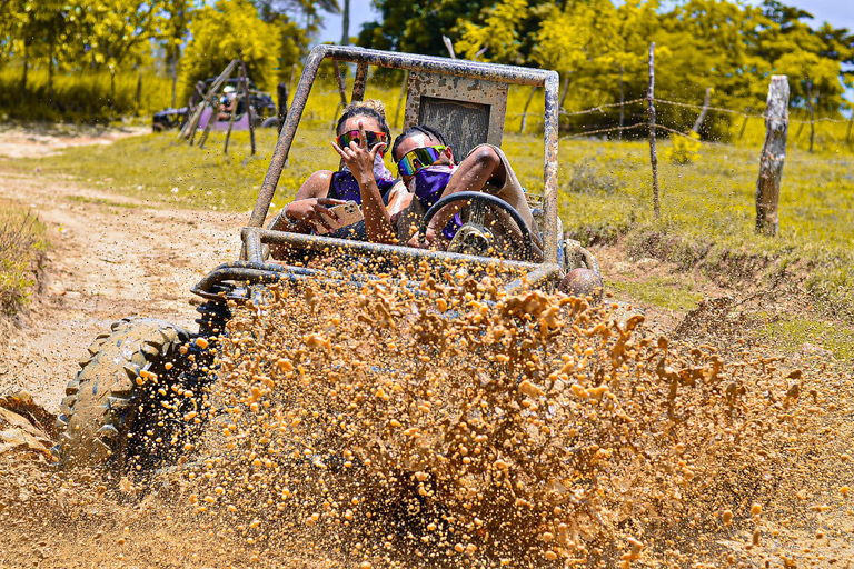Buggy Tour Punta Cana: grotte magiche, spiagge da sogno e culturaTour in dune buggy a Punta Cana: grotte magiche, spiagge da sogno e cultura