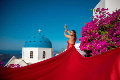 Santorin : Photoshoot de la robe volantePhotoshoot Flying Dress Santorini