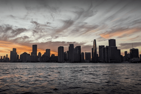 Miami : Croisière de 90 minutes au coucher du soleil avec un bar à Mojito à bord