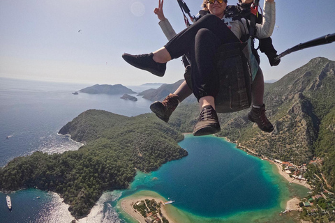 Tandem Paragliding in Fethiye, Oludeniz | Female Pilot