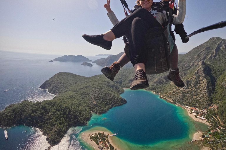 Tandem Paragliding in Fethiye, Oludeniz | Female Pilot