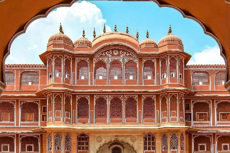 Private Jaipur Day Trip from Delhi by AC Car Private Tour with Car, Lunch, Entrance and Tour Guide