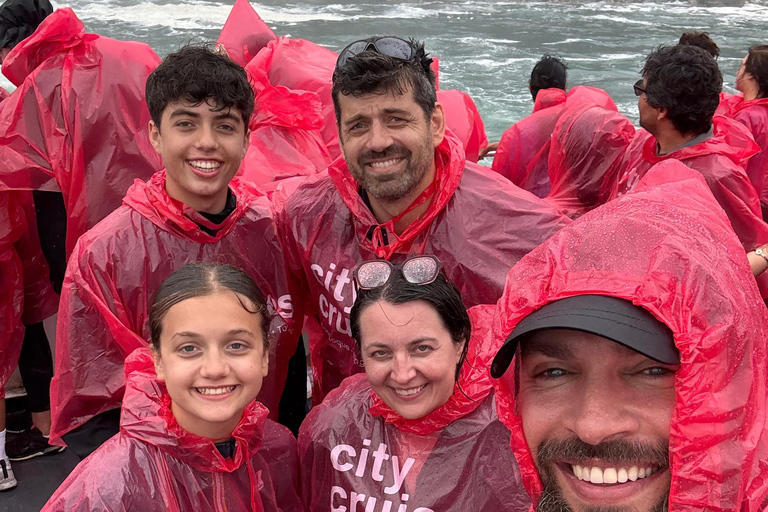 Excursão às Cataratas do Niágara, Canadá, barco e degustação de ácer – recolha nos EUAPasseio de barco e viagem atrás das cataratas + almoço