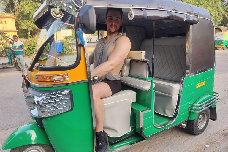 Jaipur: Full Day City Tour By Tuk-Tuk w/ Expert Tour Guide Tour with Private Tuk-Tuk, Driver & Professional Tour Guide