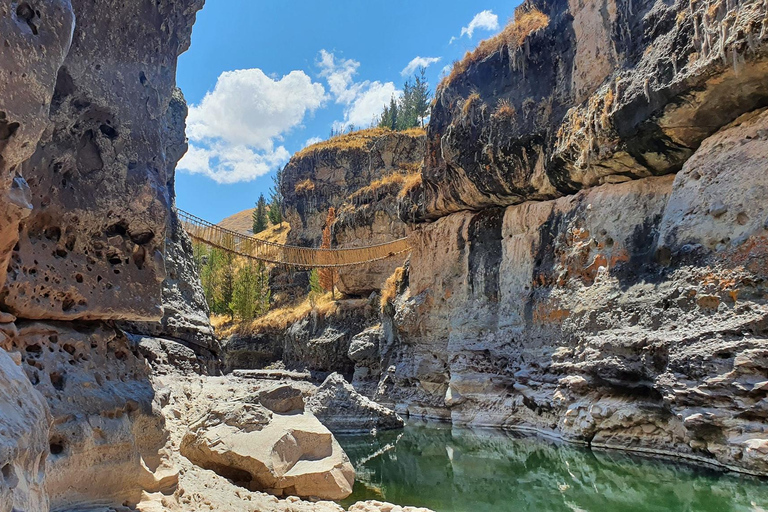Q’eswachaka & Rainbow Mountain overnight at Amaru TreeHouse