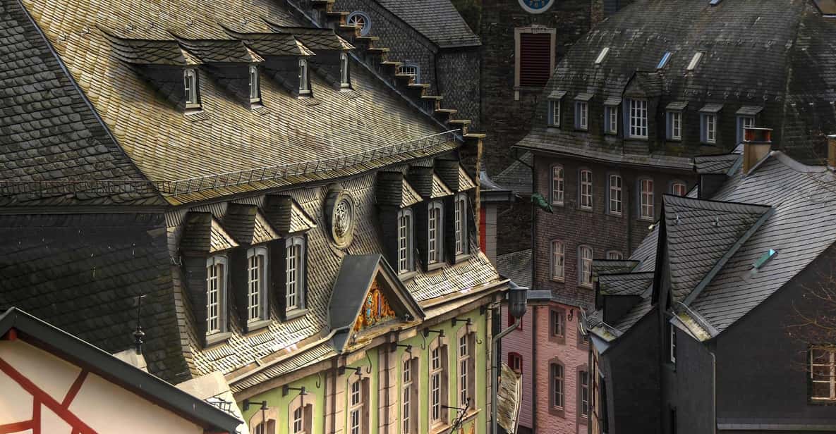 Afbeelding 0 van Privéstadstour door Monschau met bezoek aan het Rode Huis en het kasteel