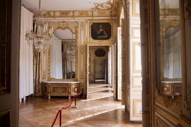 SkiptheLine Versailles Palace Tour by Train from Paris GetYourGuide