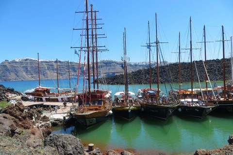 Au départ de Santorin : Croisière sur le volcan et coucher de soleil à Oia