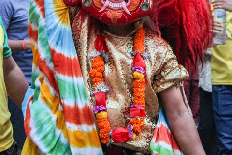 One-Day Private Vehicle Sightseeing Tour – 6 Points