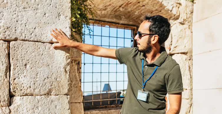 Split: Old Town and Diocletian Palace Walking Tour