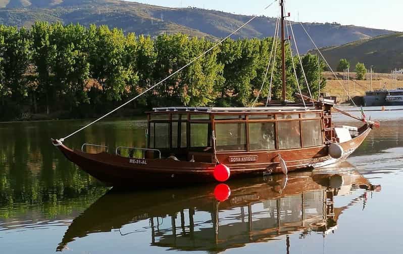 Crucero matutino por el Duero: vino espumoso y baño