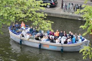 Amsterdam: Grachtenrundfahrt mit ortskundigem Guide